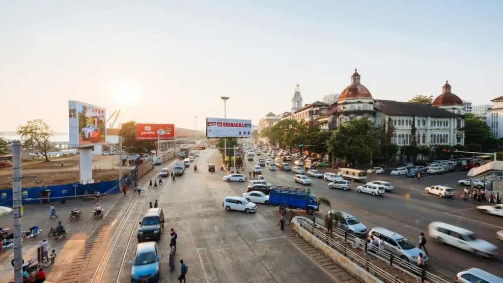 What is the Use of Outdoor Advertising